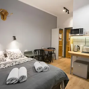 Goscinne Sw. Anny Aparthotel Krakau